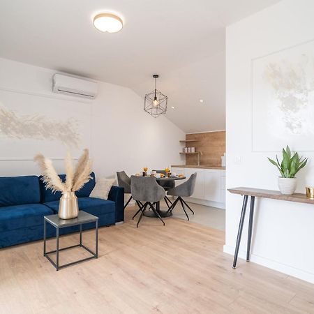 דירות מליני Olive Family House מראה חיצוני תמונה